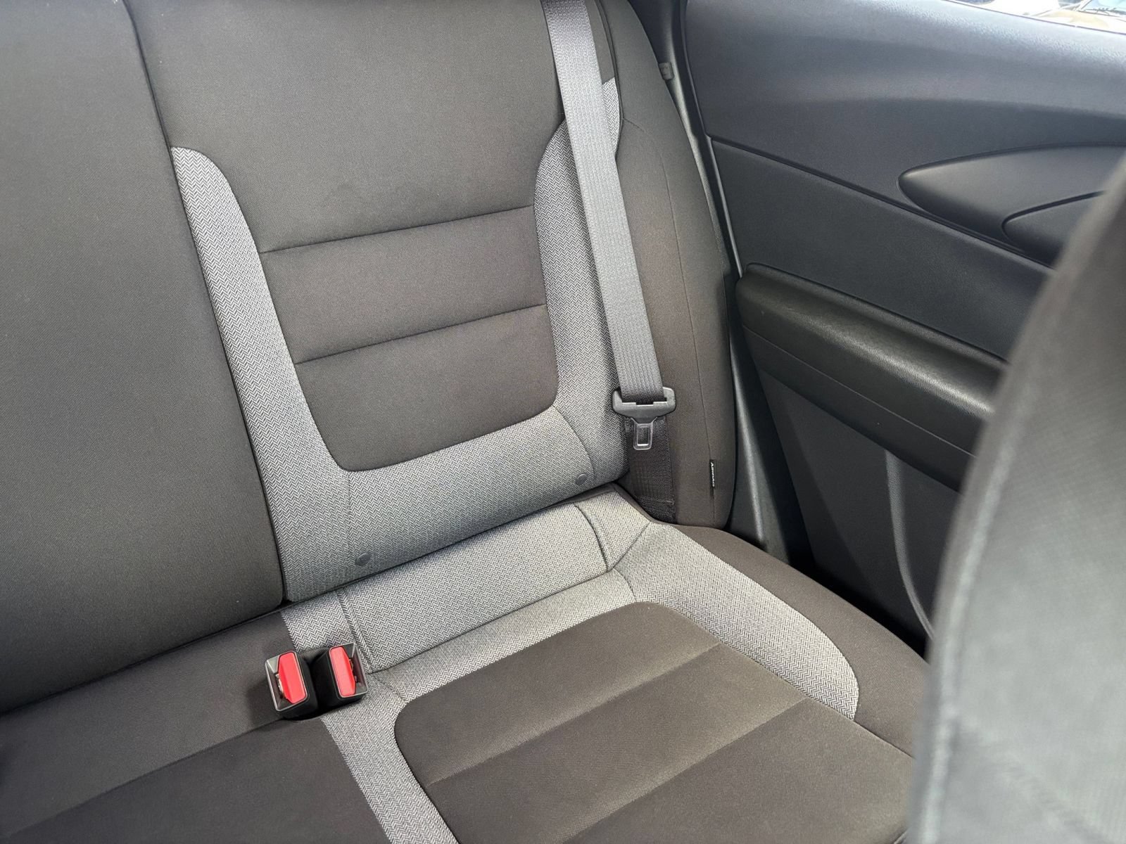 Used 2025 Chevrolet TrailBlazer LT FWD image 35