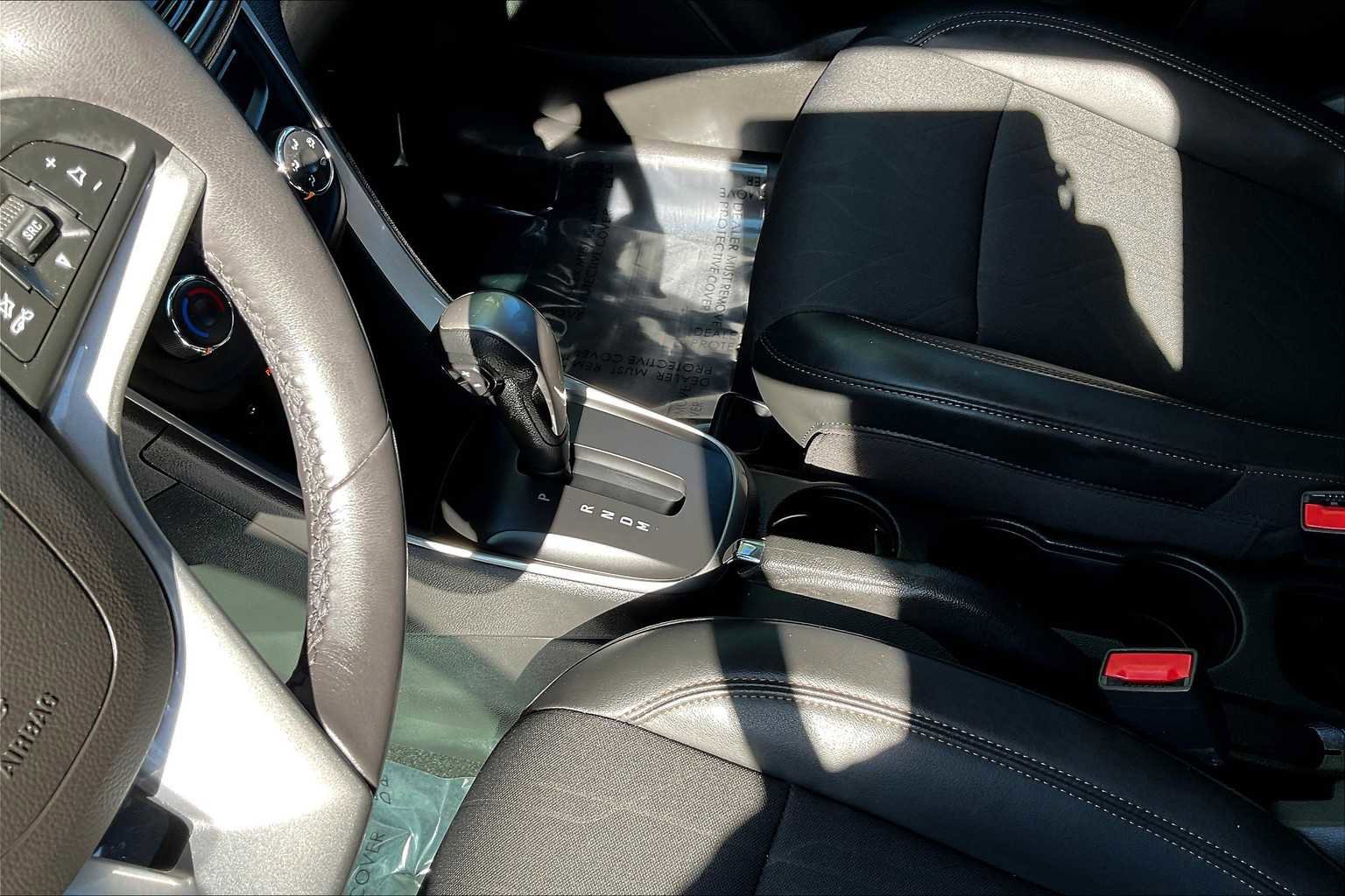 Certified 2021 Chevrolet Trax LT w/ Driver Confidence Package image 16