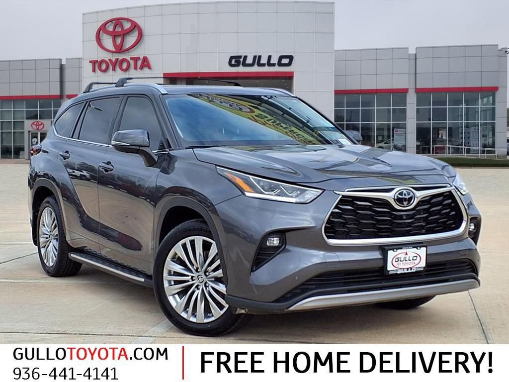 Used 2024 Toyota Highlander Platinum
