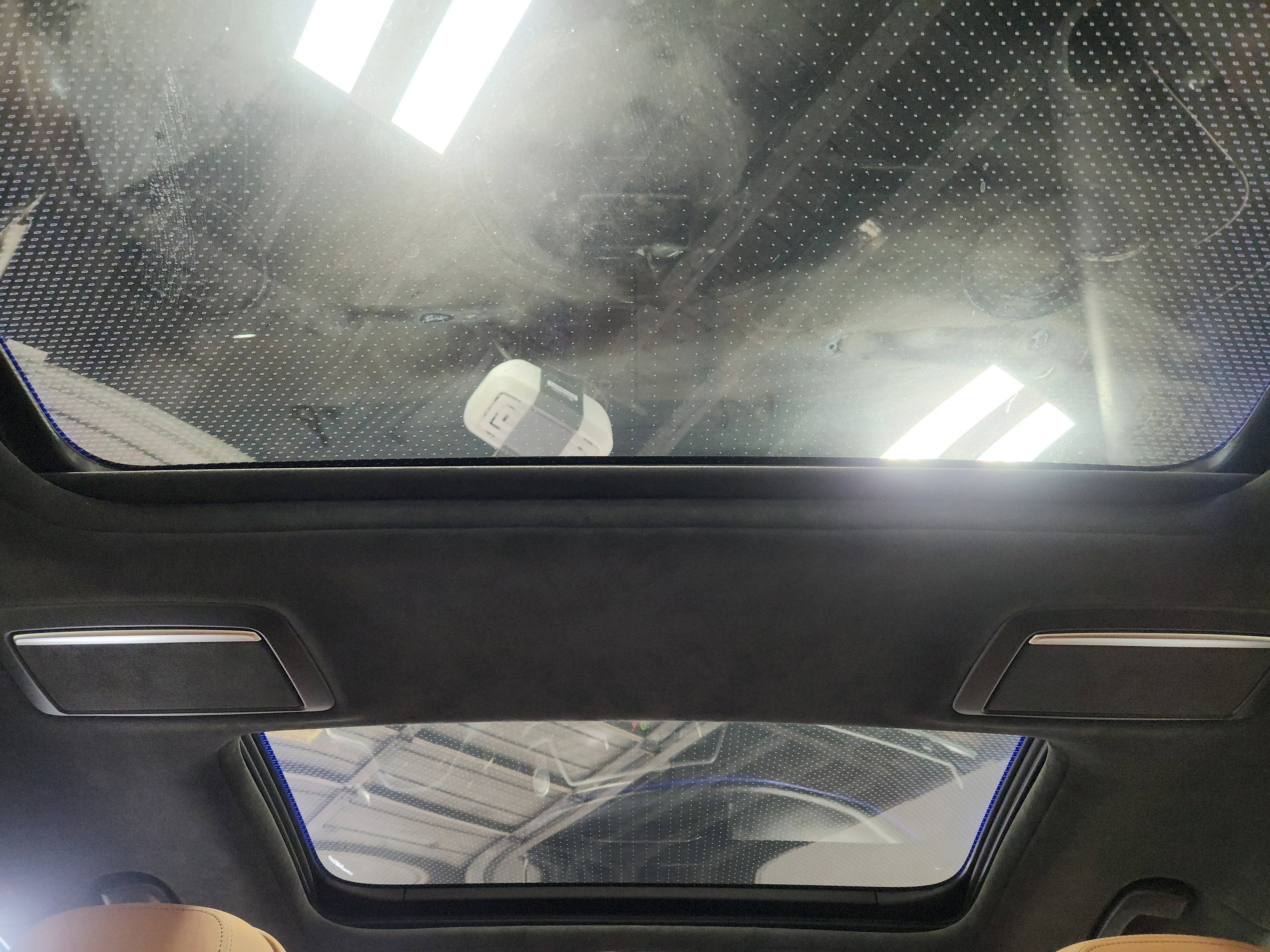 Used 2021 BMW 740i w/ M Sport Package image 15