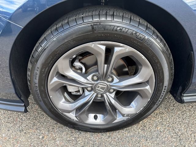 Used 2023 Honda Accord EX image 2