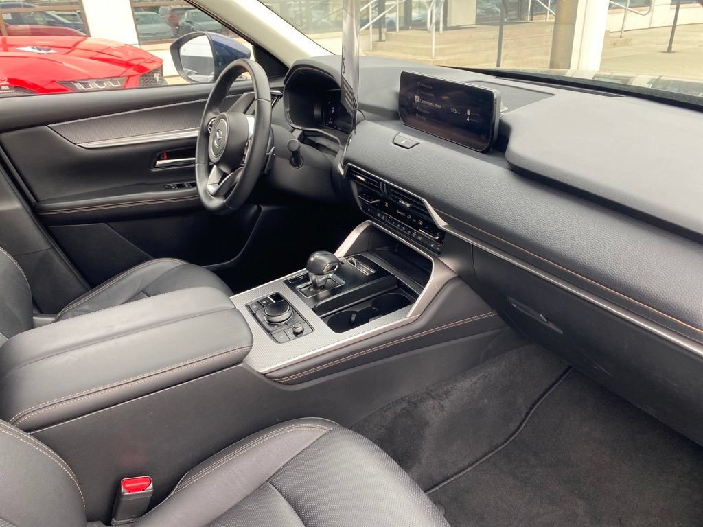 Certified 2024 MAZDA CX-90 Plug-In Hybrid w/ Preferred AWD/4WD image 25