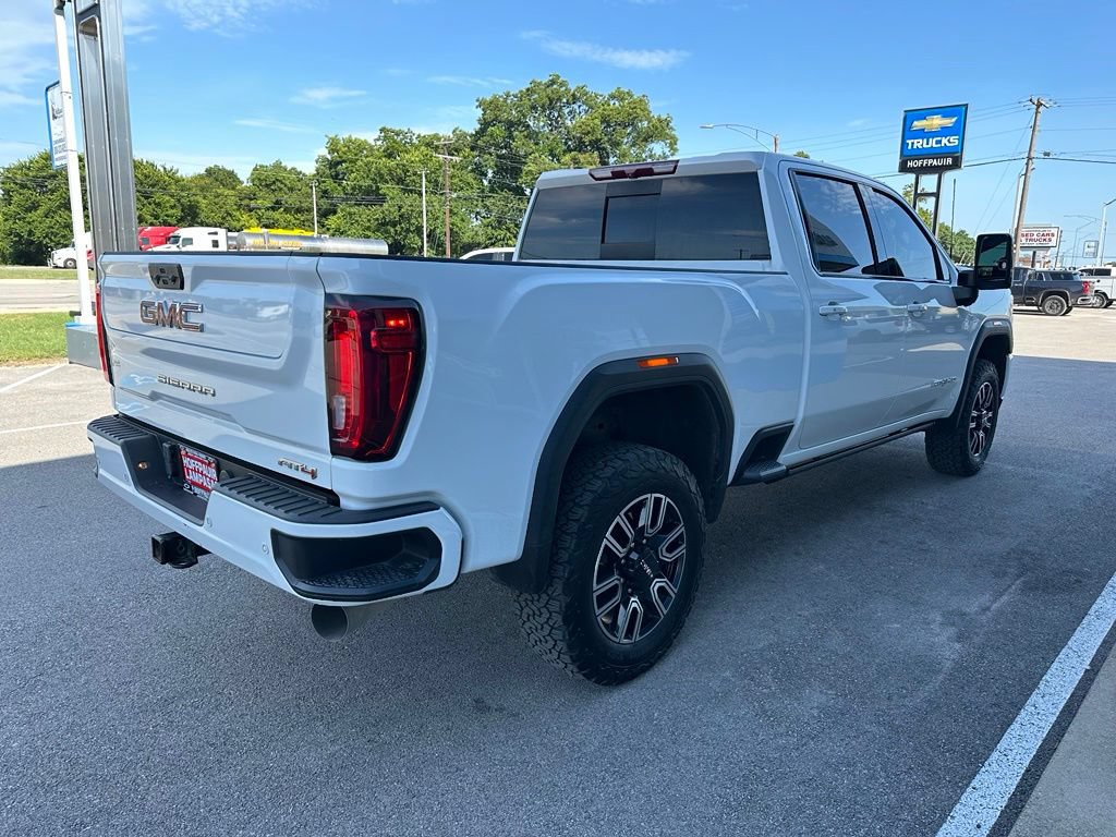 Used 2023 GMC Sierra 2500 AT4 w/ AT4 Preferred Package AWD/4WD image 3
