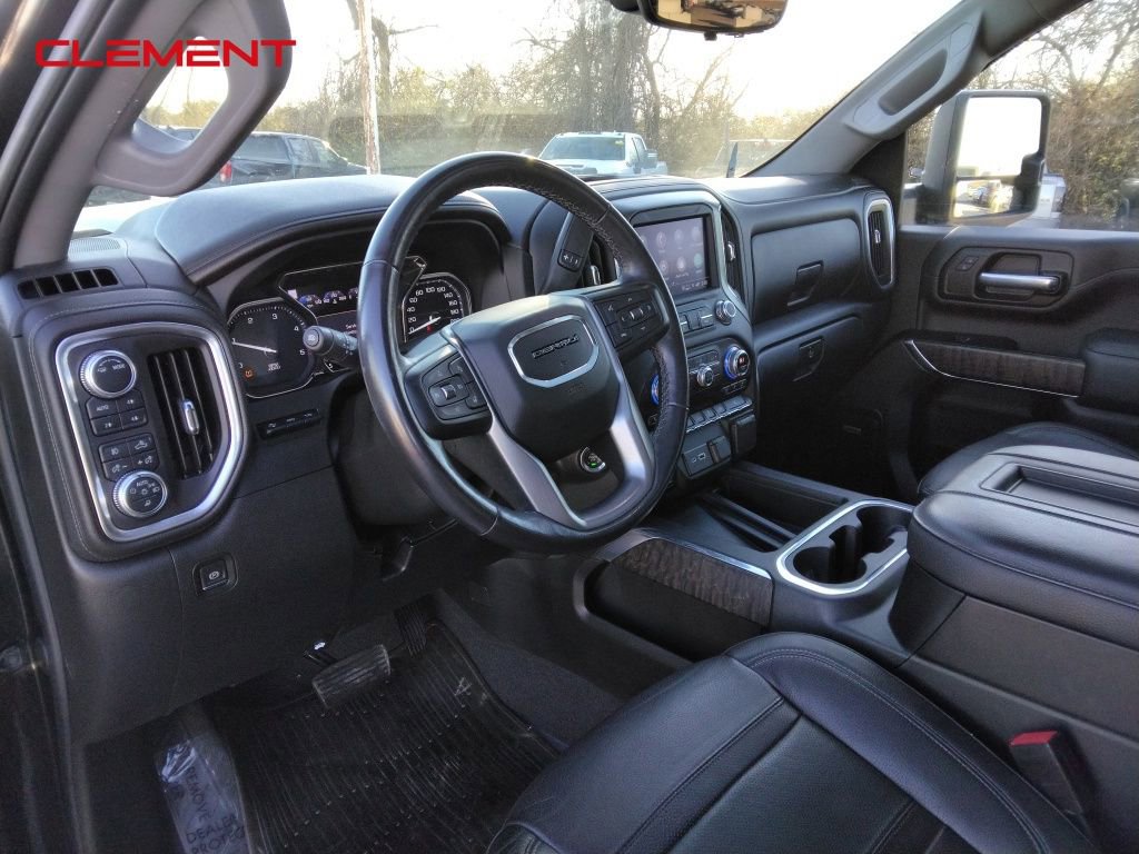 Used 2022 GMC Sierra 3500 Denali w/ Denali Ultimate Package image 27