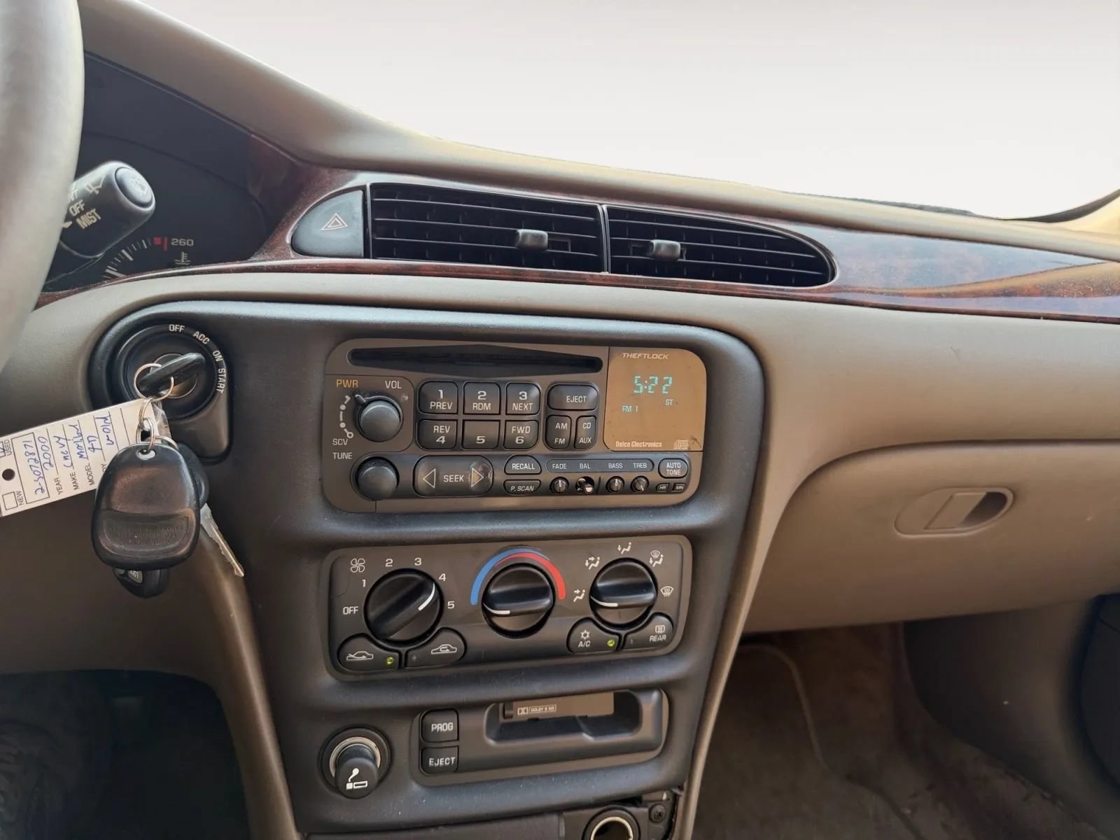 Used 2000 Chevrolet Malibu LS w/ Preferred Equipment Group 1 FWD image 8