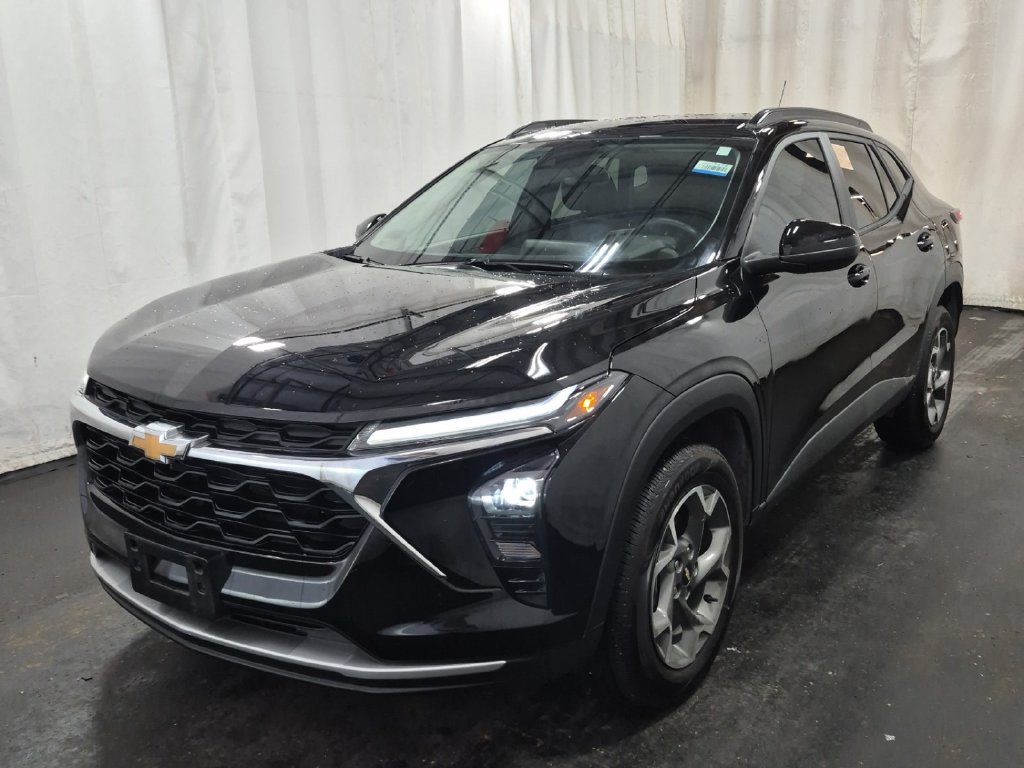 Used 2026 Chevrolet Trax LT w/ Driver Confidence Package