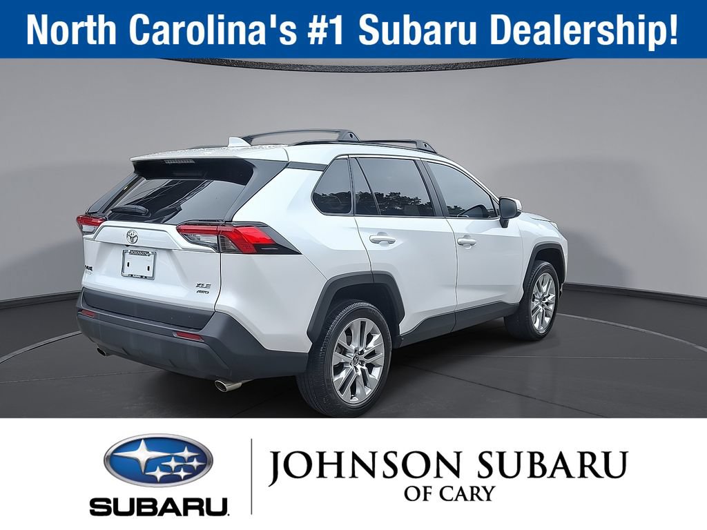 Used 2025 Toyota RAV4 XLE Premium AWD/4WD image 27