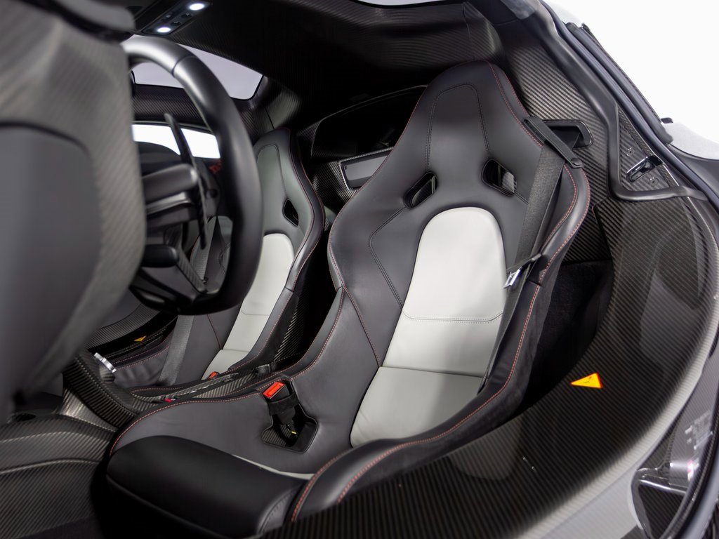 Used 2014 McLaren P1 image 45