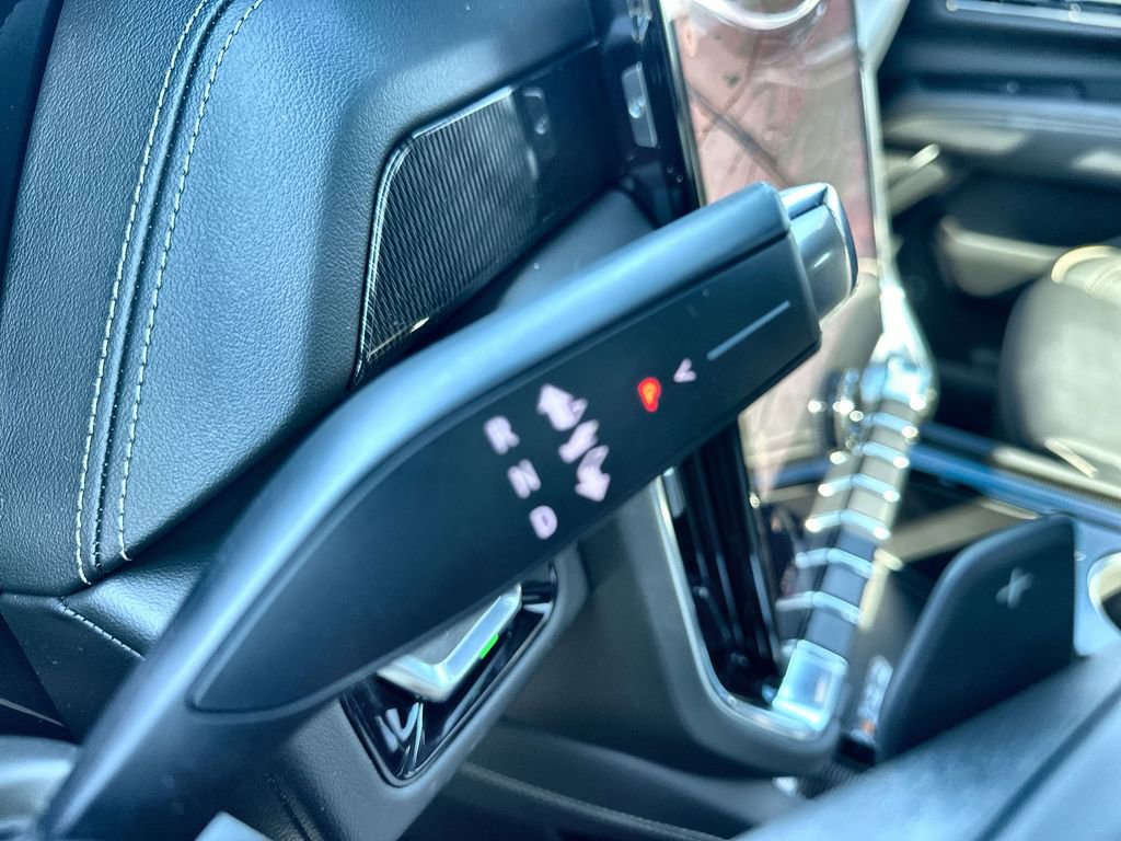 New 2026 GMC Yukon Elevation image 26