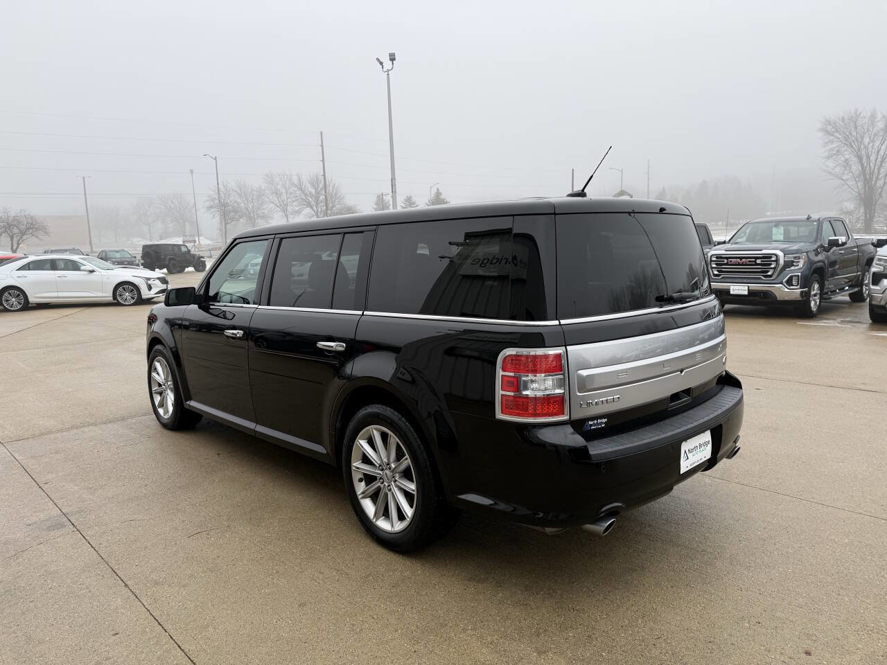 Used 2018 Ford Flex Limited image 3