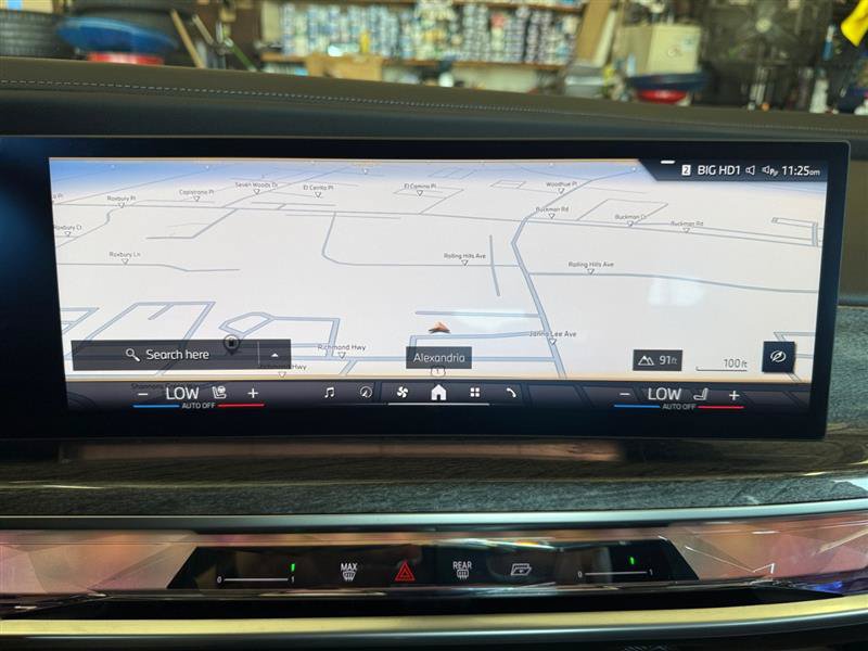 Used 2023 BMW 760i xDrive w/ Luxury Rear Seating Package AWD/4WD image 22