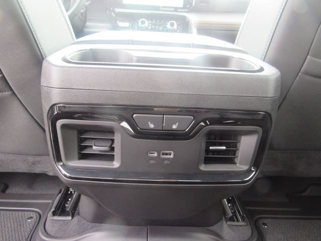 Used 2026 GMC Sierra 3500 AT4 w/ Technology Package AWD/4WD image 24