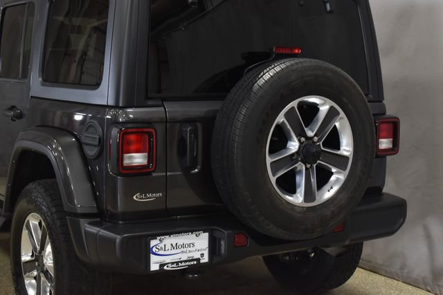 Used 2021 Jeep Wrangler Unlimited Sahara AWD/4WD image 9