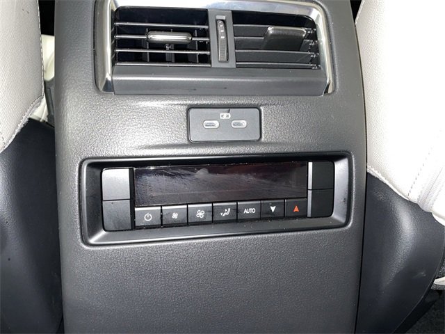 Certified 2025 MAZDA CX-90 3.3 Turbo w/ Preferred Package image 18