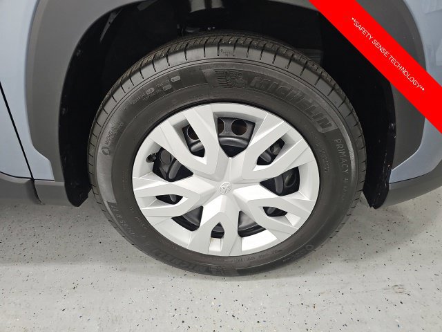 Certified 2024 Toyota Corolla Cross L AWD/4WD image 9