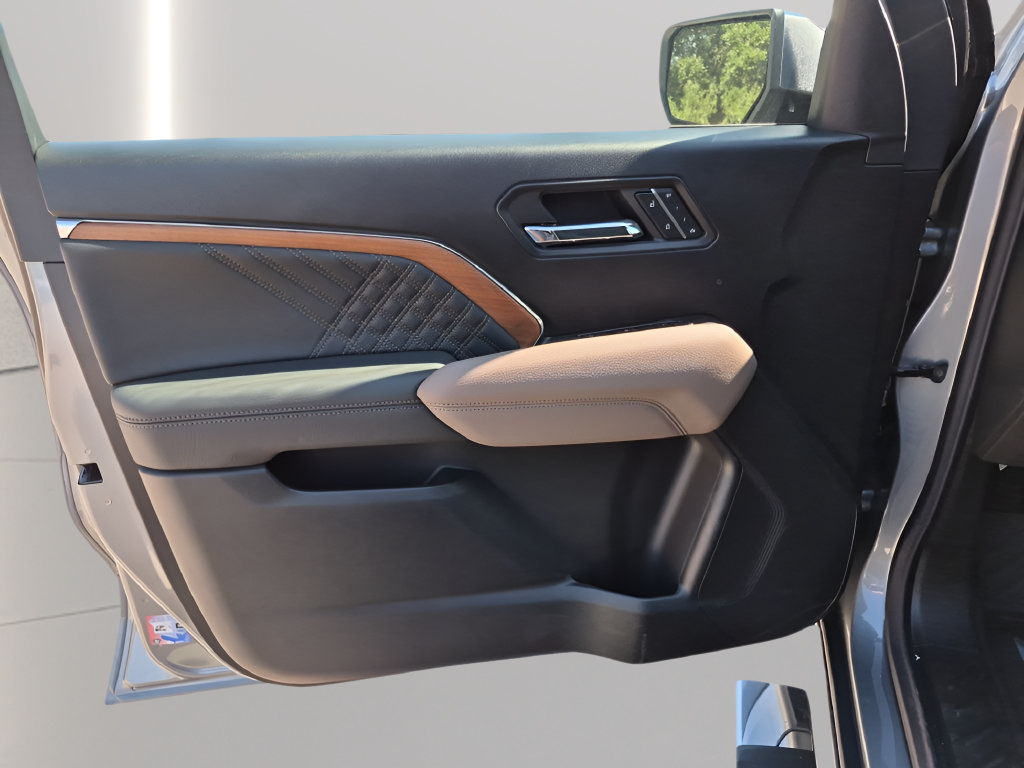 New 2026 GMC Canyon Denali AWD/4WD image 16
