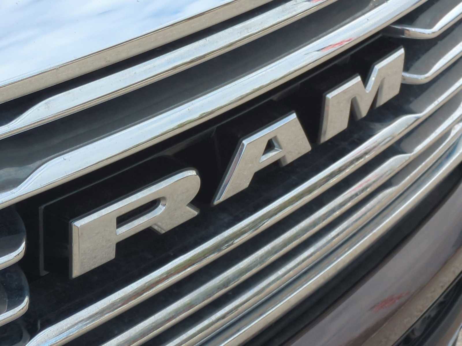 Used 2019 RAM 1500 Limited image 31