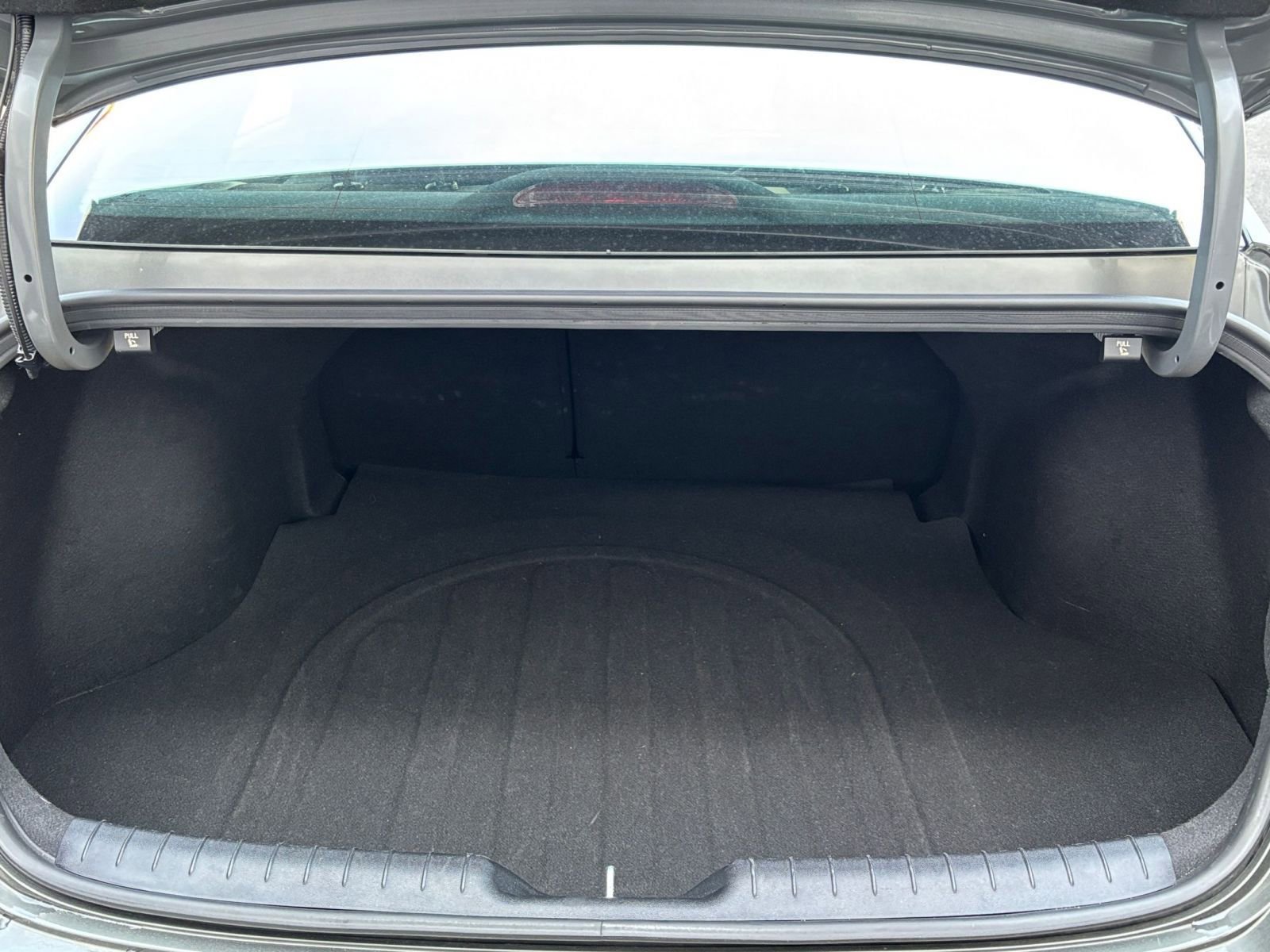 Used 2025 Hyundai Elantra SEL FWD image 31