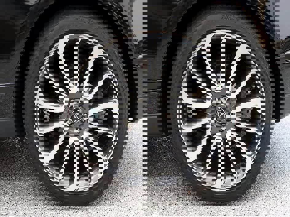 Used 2019 Land Rover Range Rover Supercharged image 29