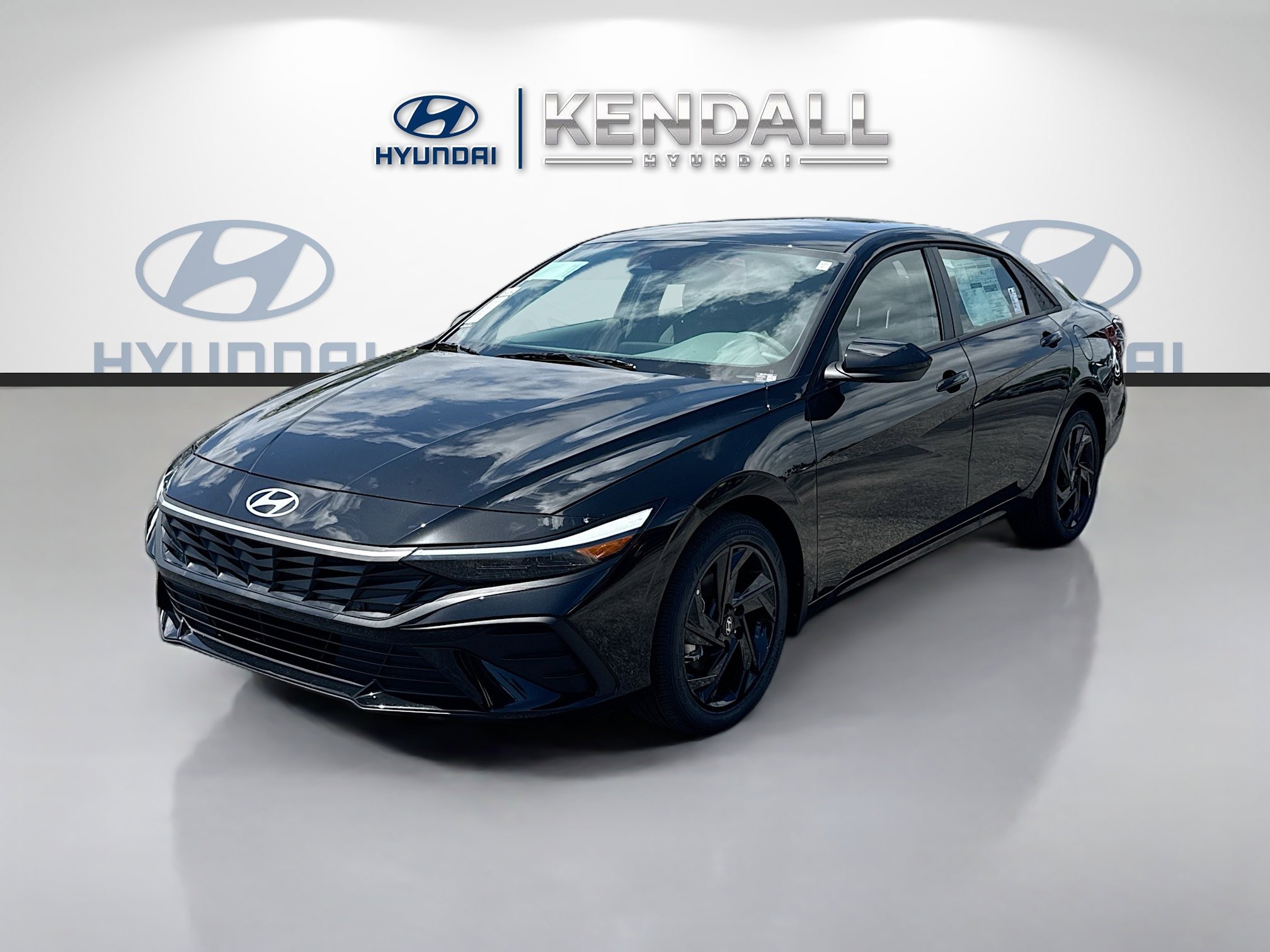 New 2026 Hyundai Elantra Sport FWD image 3