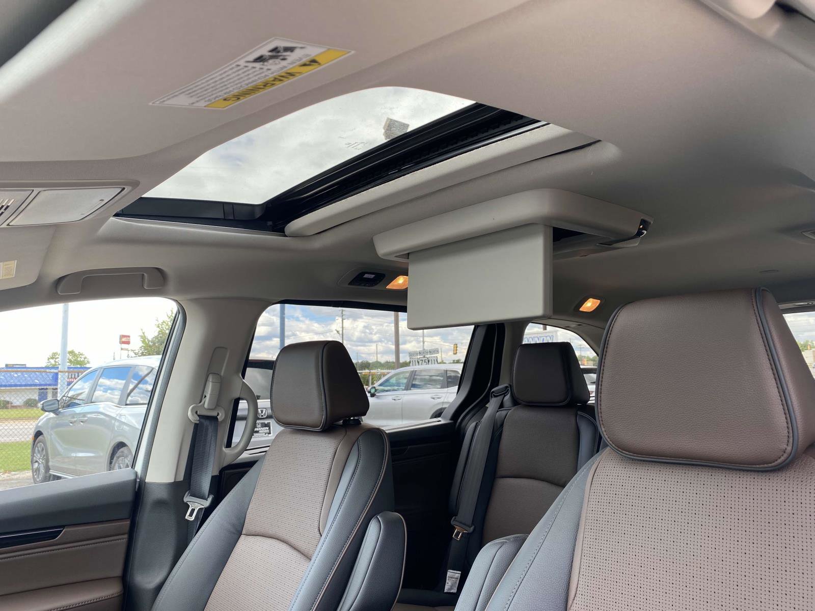 New 2026 Honda Odyssey Elite image 8