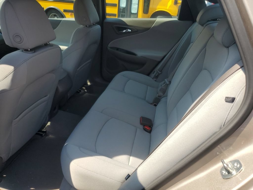 Used 2022 Chevrolet Malibu LS FWD image 12