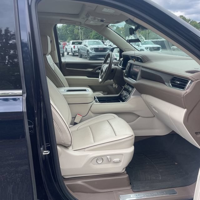 Certified 2024 GMC Yukon XL Denali w/ Denali Reserve Package AWD/4WD image 7