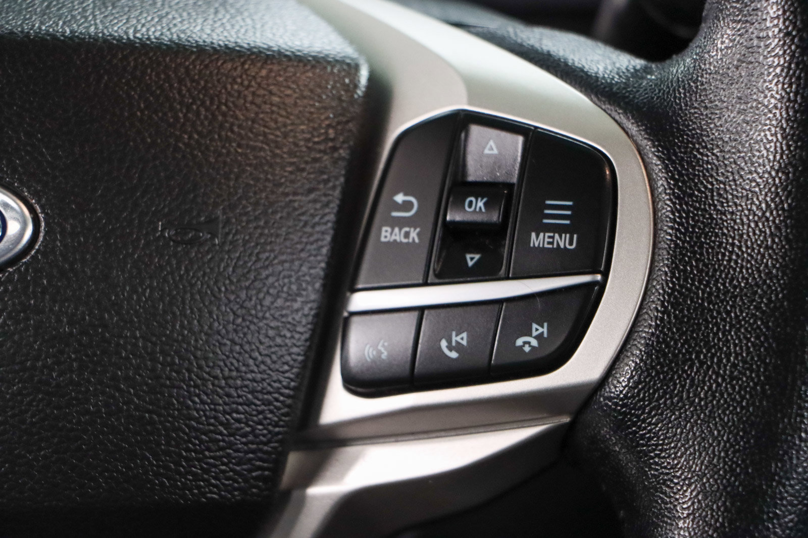 Used 2022 Ford Explorer XLT w/ XLT Sport Appearance Package image 14