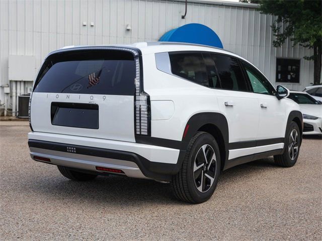 New 2026 Hyundai Ioniq 9 S image 5