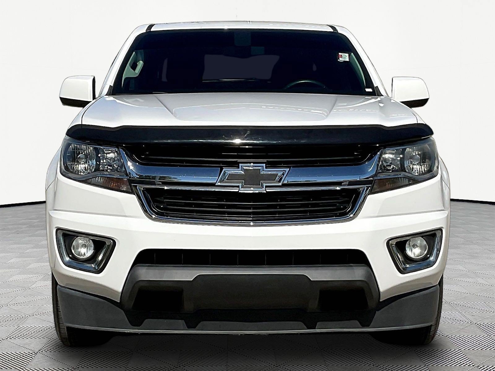 Used 2018 Chevrolet Colorado LT RWD image 2
