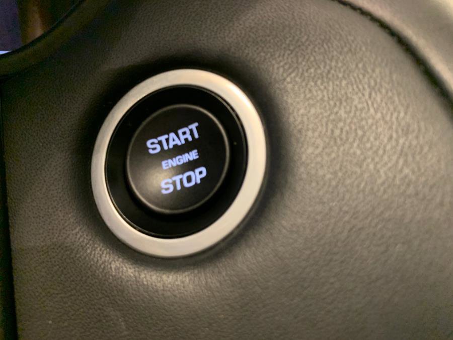 Used 2020 Land Rover Range Rover Velar R-Dynamic HSE image 25