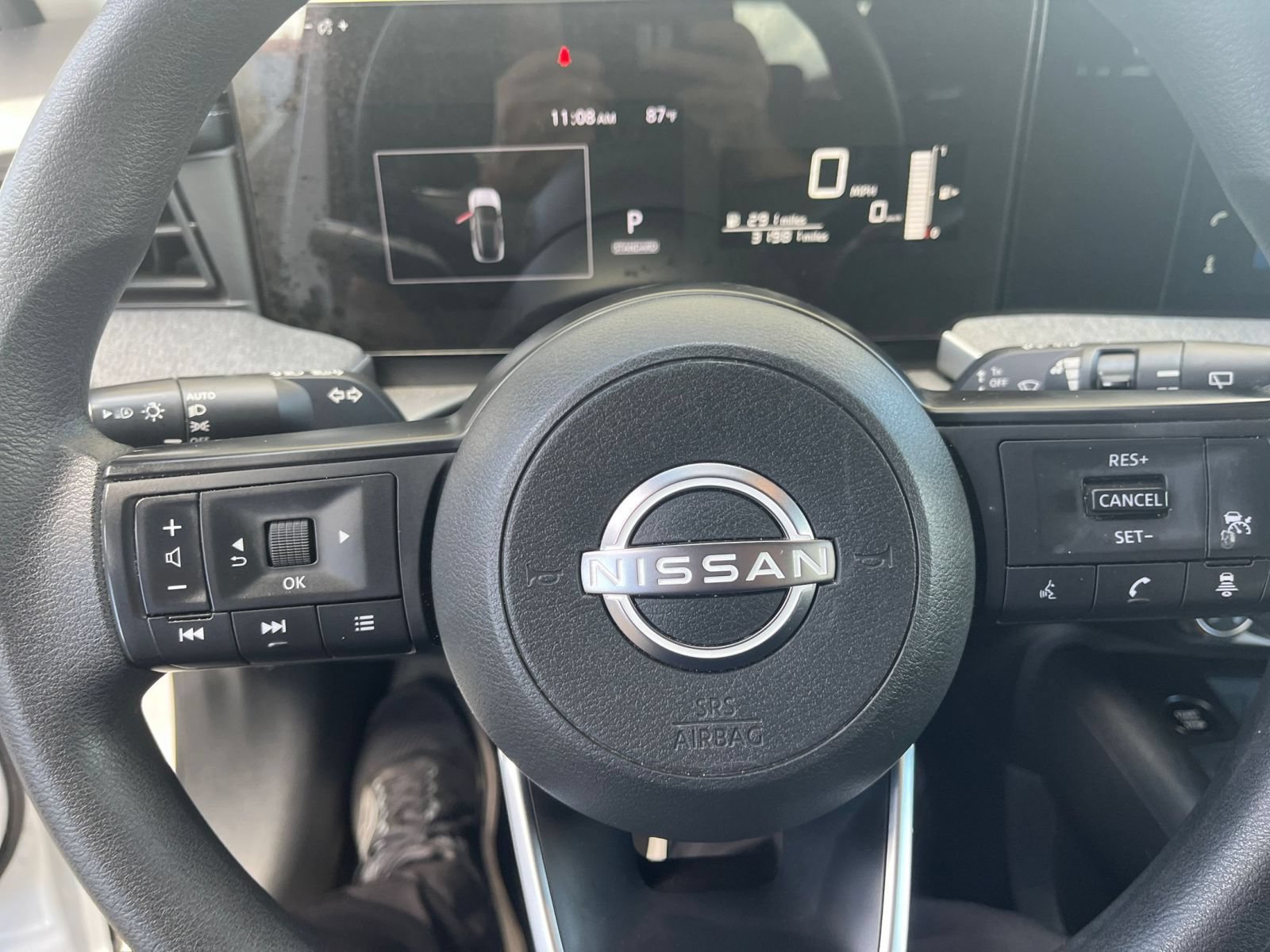 Used 2025 Nissan Kicks SV FWD image 25