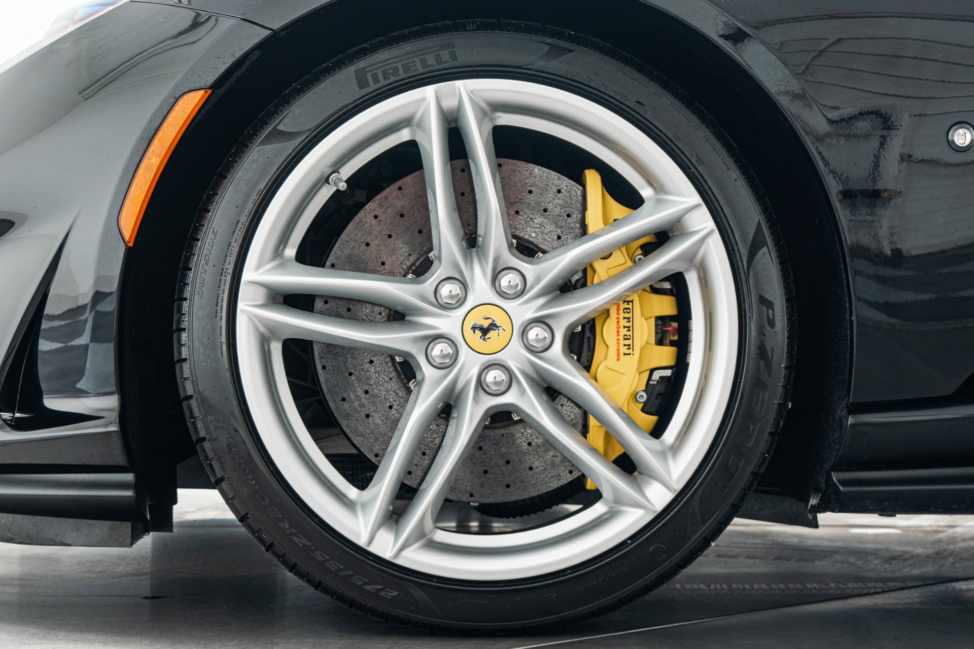 Used 2020 Ferrari 812 Superfast image 10