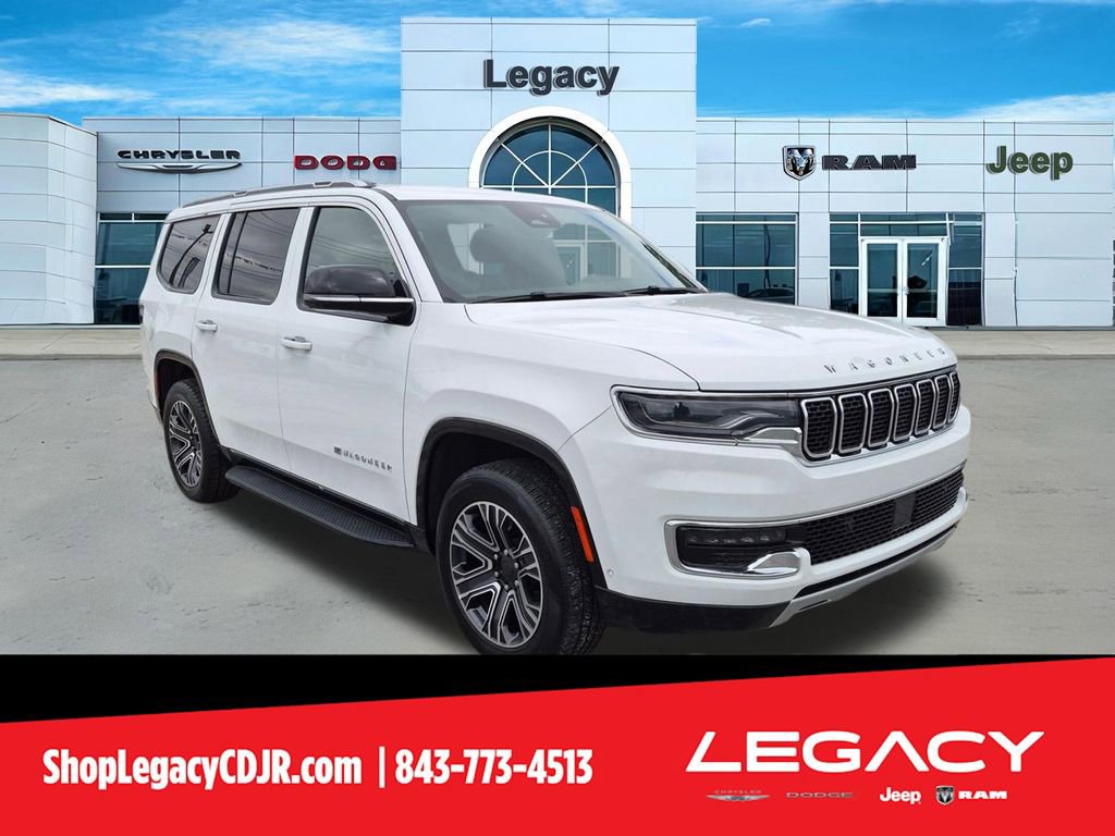 Used 2024 Jeep Wagoneer Series II w/ Flexible Seating Group RWD image 1
