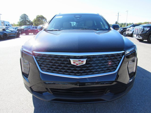Used 2024 Cadillac XT4 Premium Luxury w/ Technology Package image 4