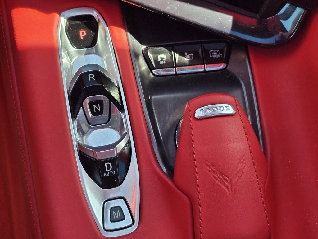 Used 2024 Chevrolet Corvette Stingray Premium Cpe w/ Z51 Performance Package RWD image 9