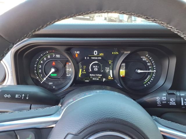 Used 2025 Jeep Wrangler Sahara 4xe image 7