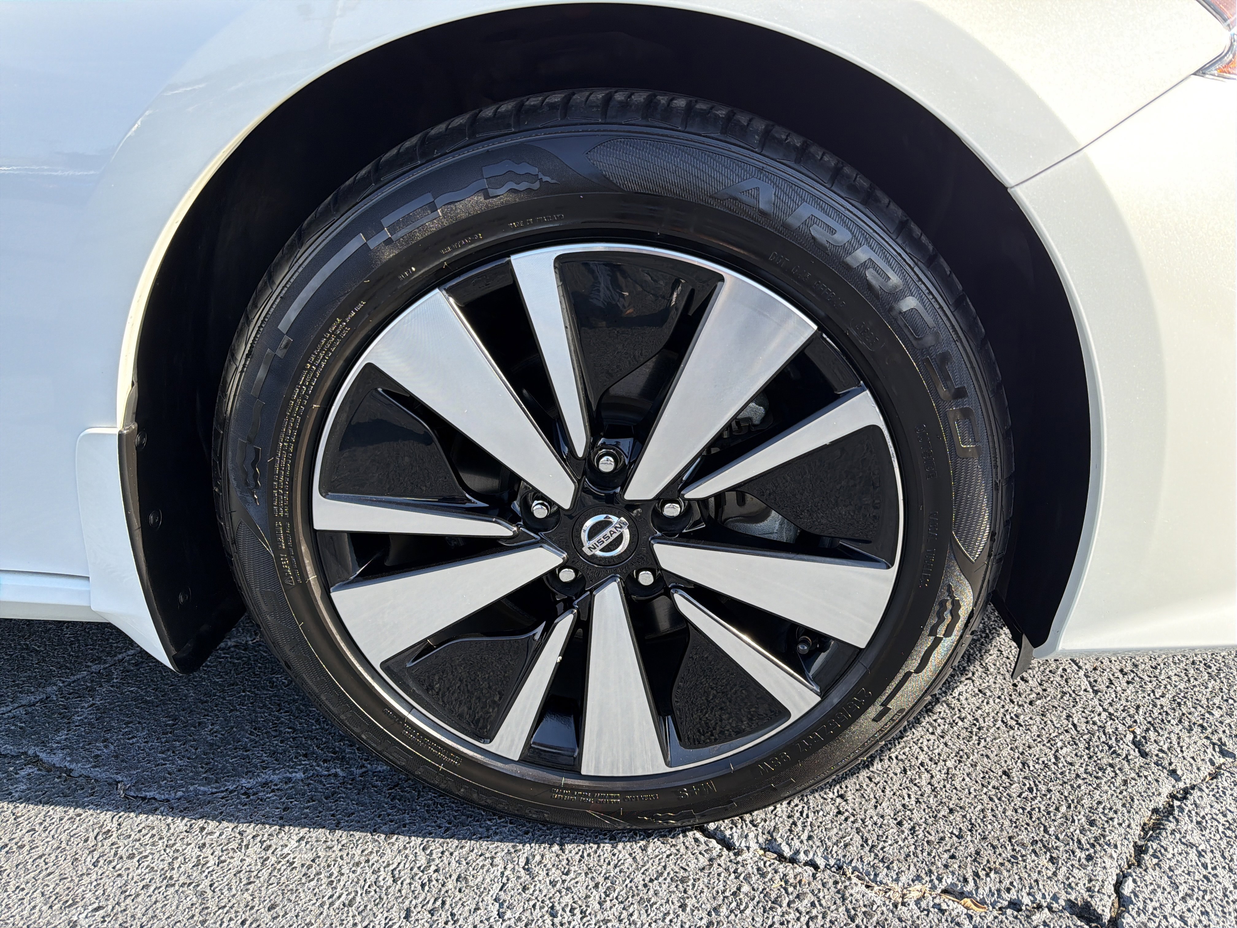 Used 2021 Nissan Altima 2.5 SV image 11