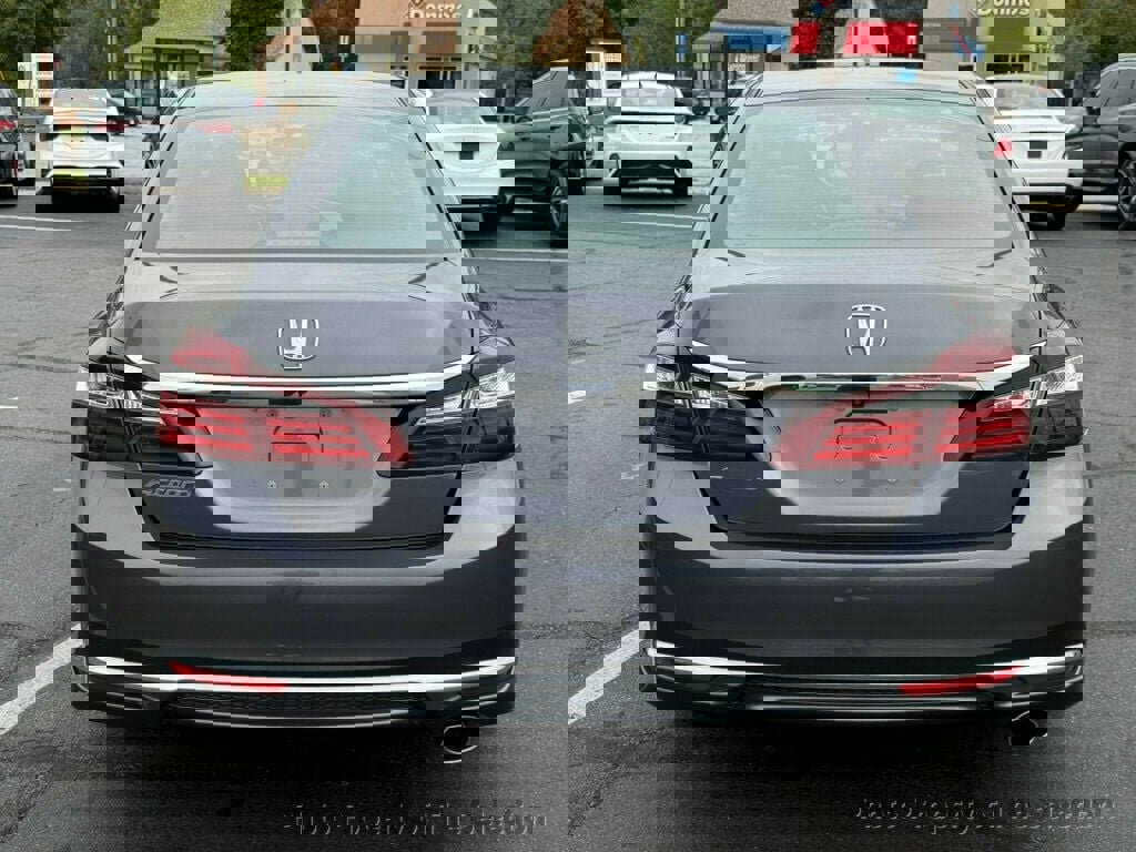 Used 2016 Honda Accord LX image 14