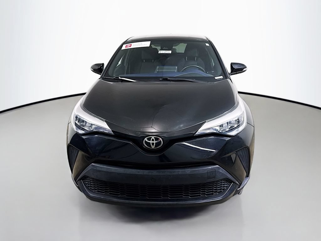 Used 2021 Toyota C-HR XLE FWD image 2