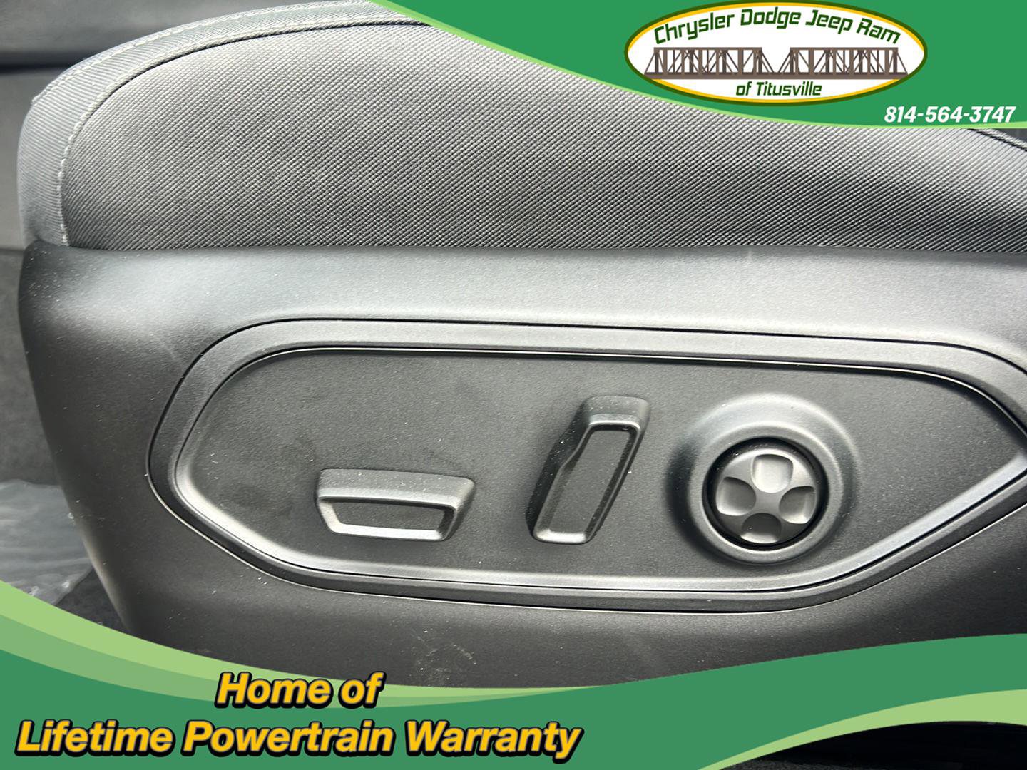 New 2025 Jeep Grand Cherokee L Laredo w/ Luxury Tech Group I image 19