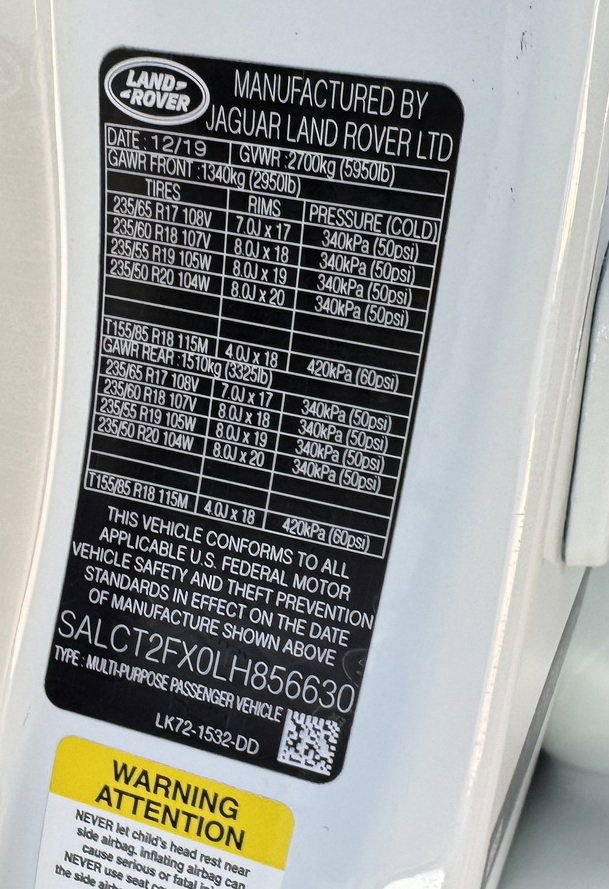 Used 2020 Land Rover Discovery Sport S R-Dynamic image 30