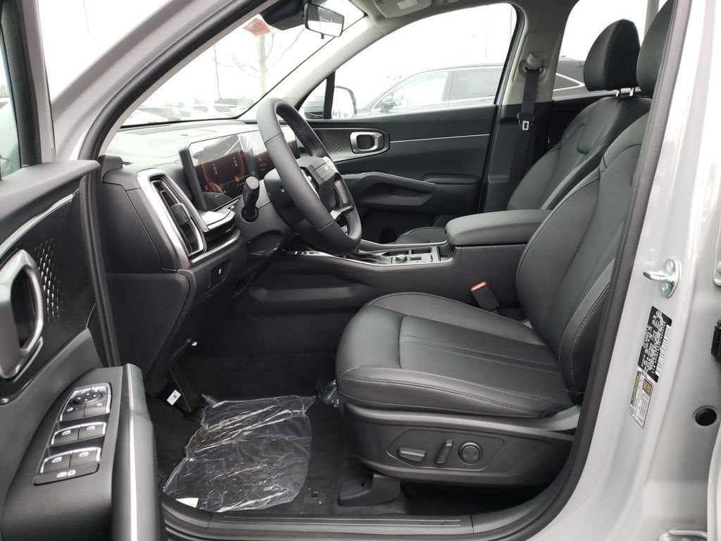 New 2026 Kia Sorento S w/ S Panoramic Sunroof Package FWD image 14