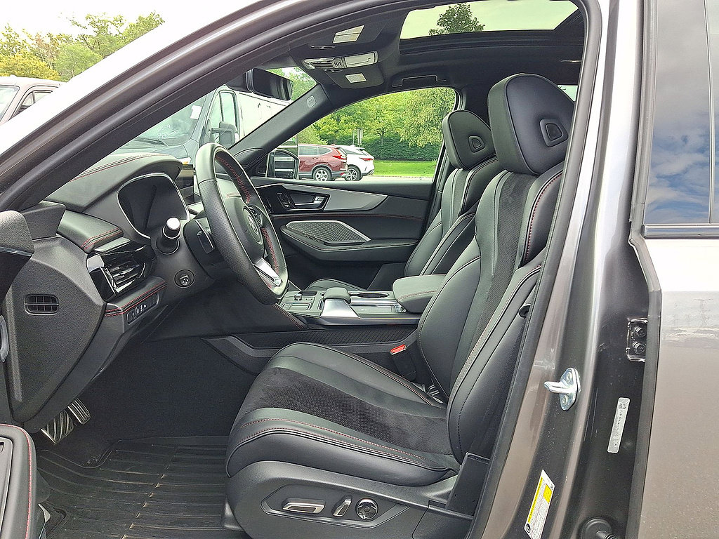 Used 2024 Acura MDX A-Spec AWD/4WD image 17