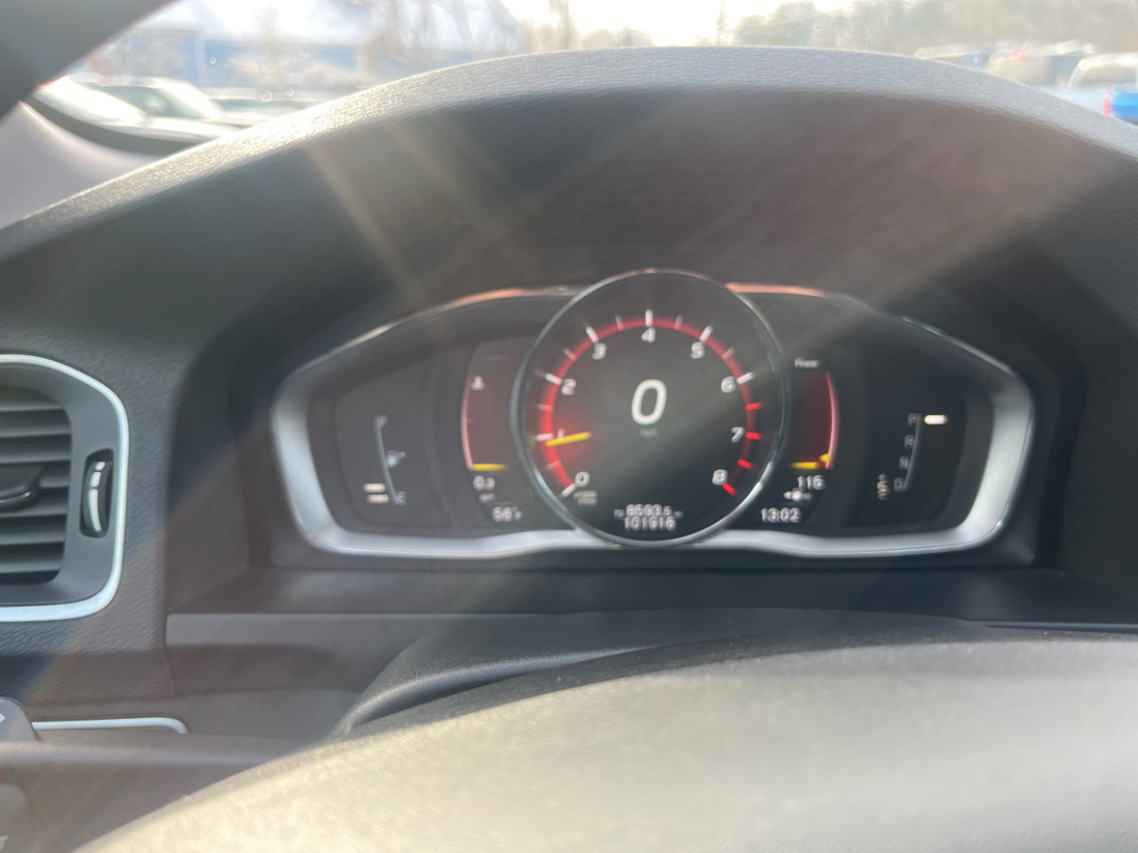 Used 2017 Volvo V60 T5 Cross Country w/ Convenience Package image 9