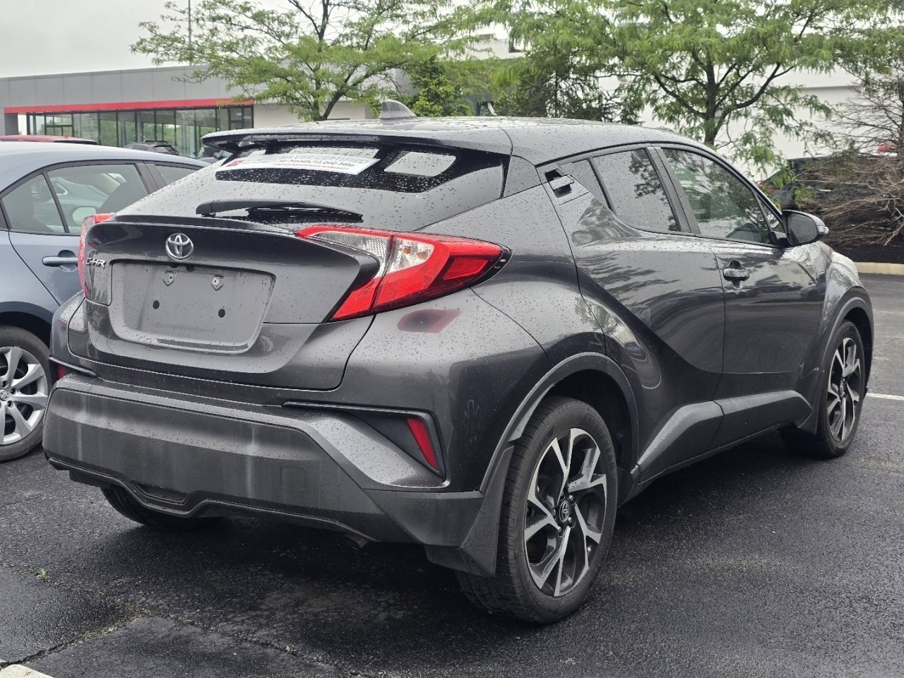 Used 2020 Toyota C-HR XLE FWD image 7