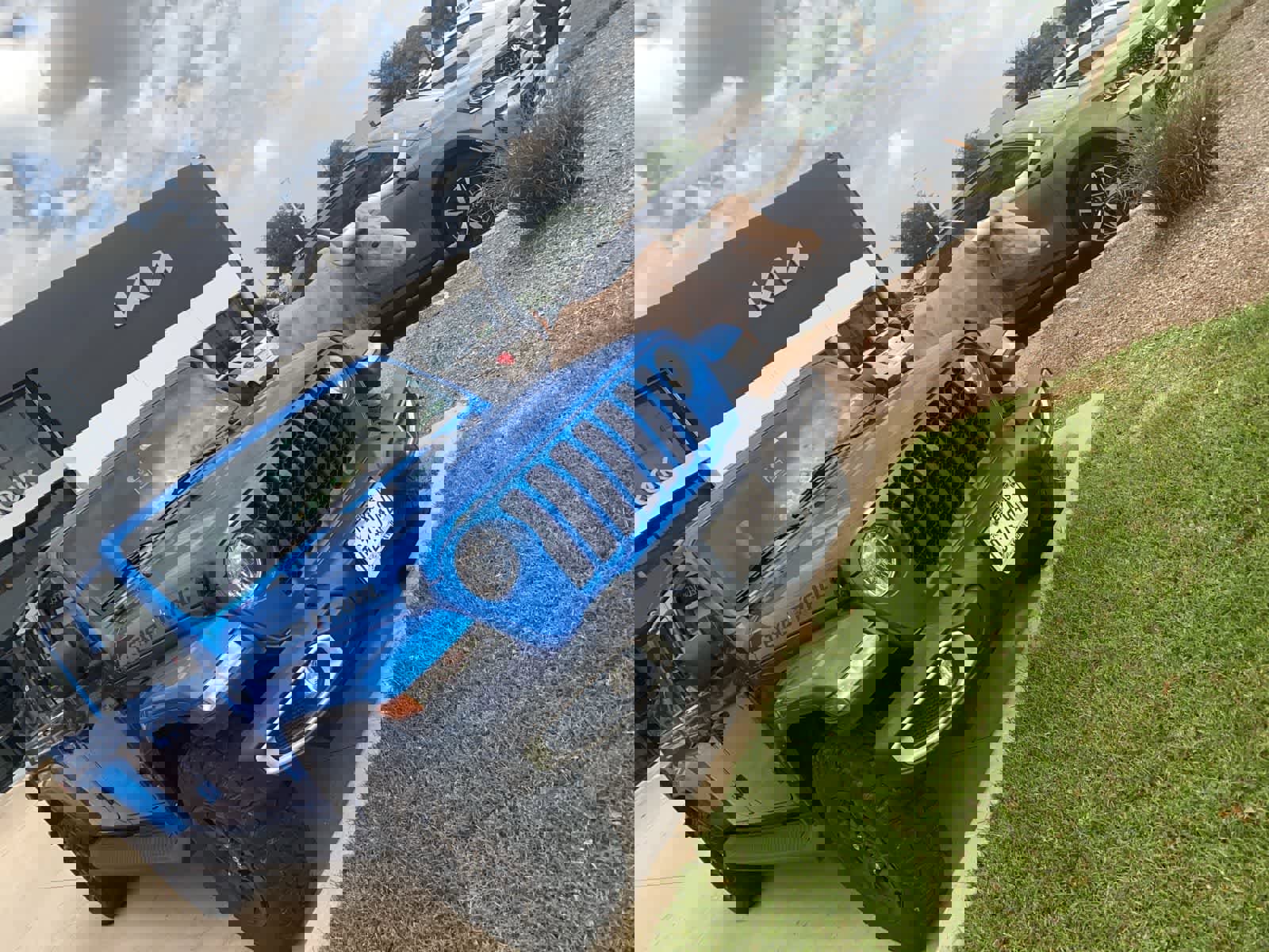 Used 2023 Jeep Gladiator Sport AWD/4WD image 3