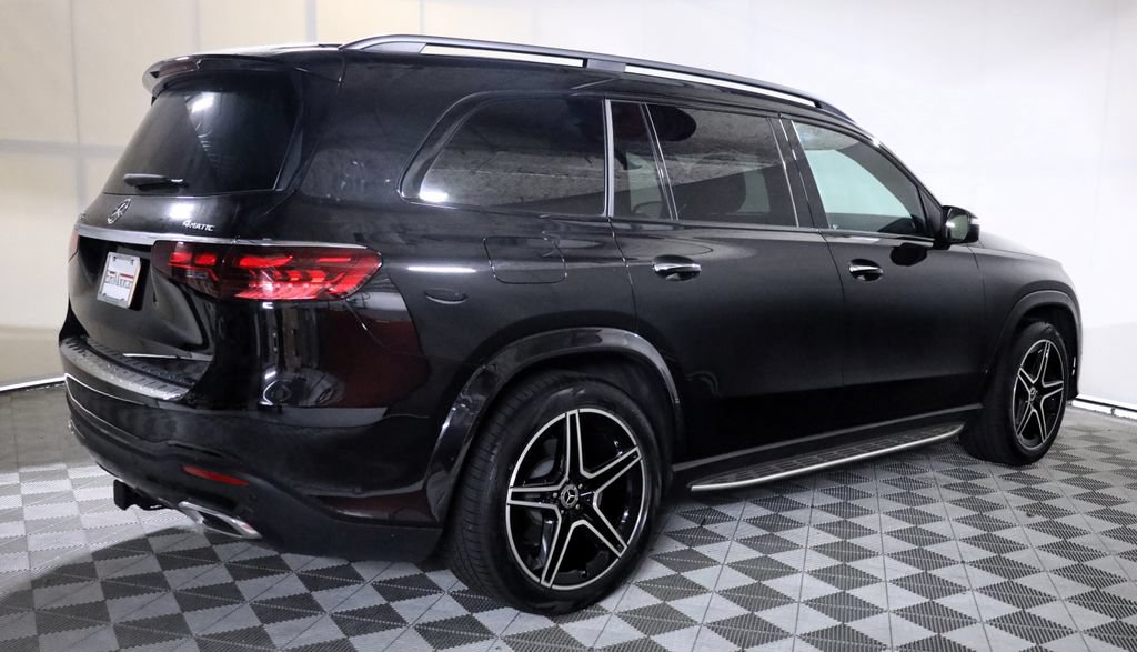 Used 2024 Mercedes-Benz GLS 450 4MATIC image 6