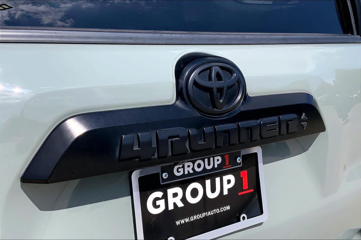 Used 2023 Toyota 4Runner TRD Off-Road AWD/4WD image 32