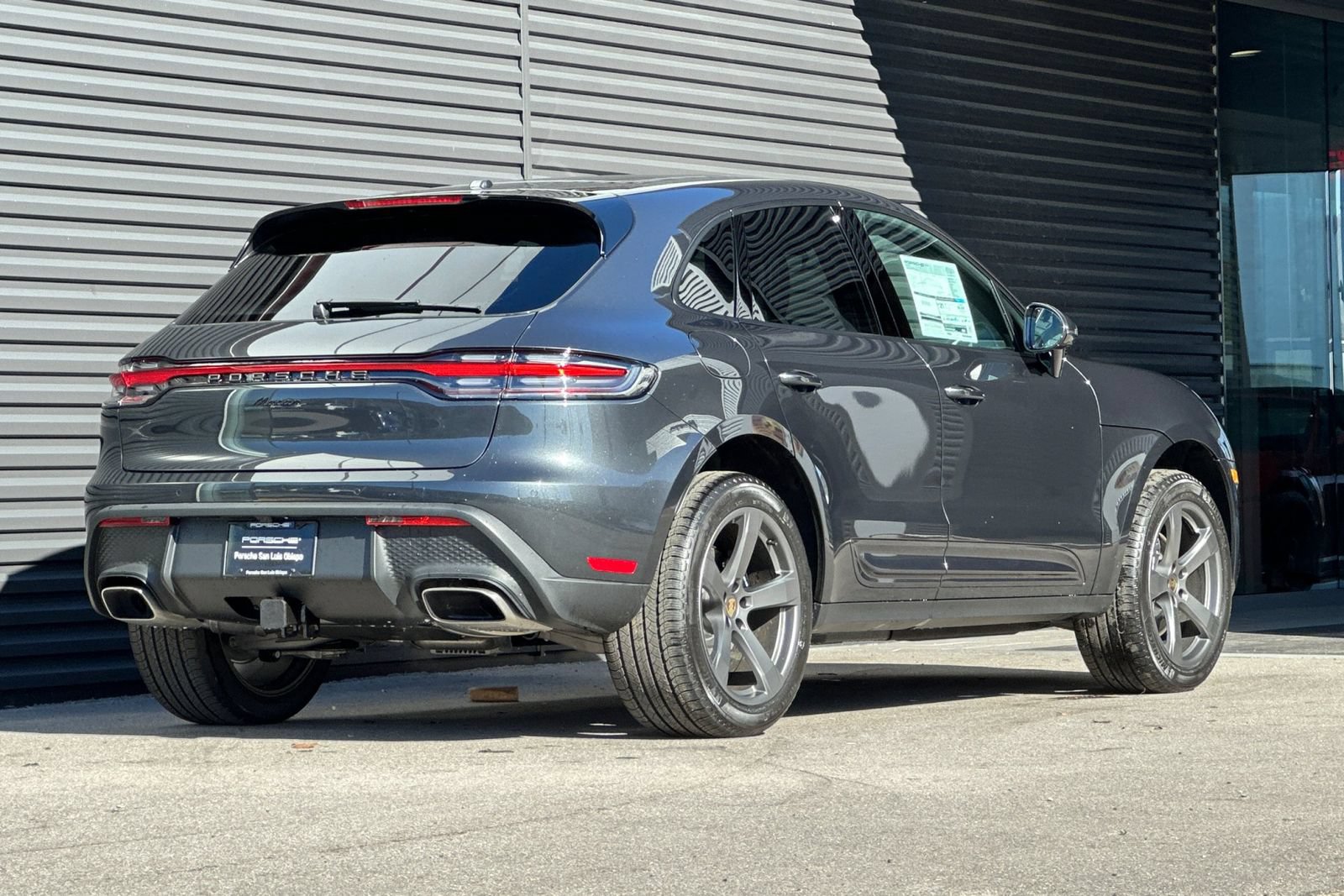 New 2026 Porsche Macan AWD/4WD image 8